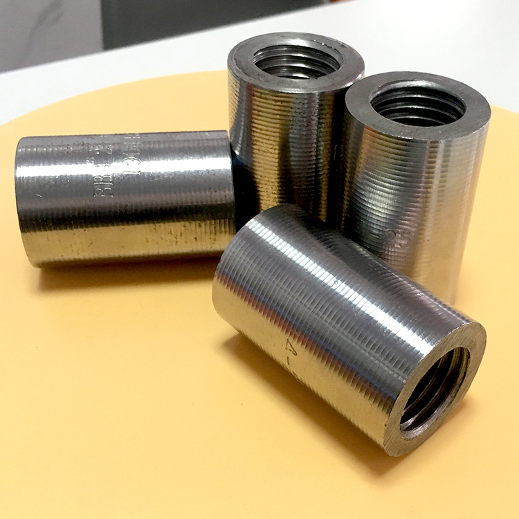 钢筋直螺纹套筒.jpg